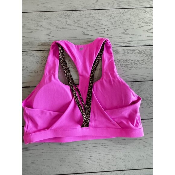 Fabletics Kessler Medium Impact Sports Bra Electric Rose Wavy Cheetah - Picture 2 of 5